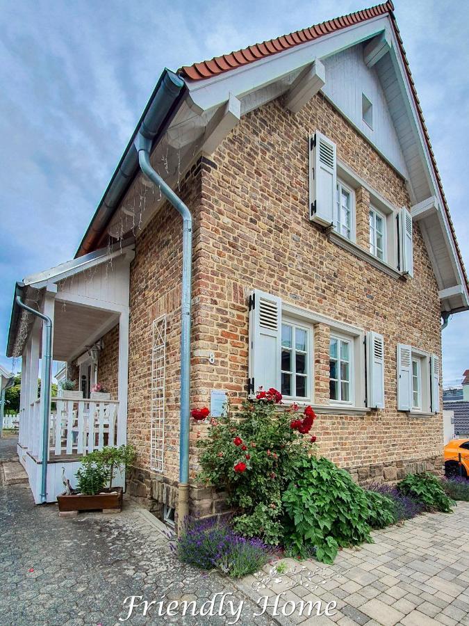 בורנהיים Friendly Home - "Gemuetliches Backsteinhaus" Koeln Bonn Phantasialand מראה חיצוני תמונה