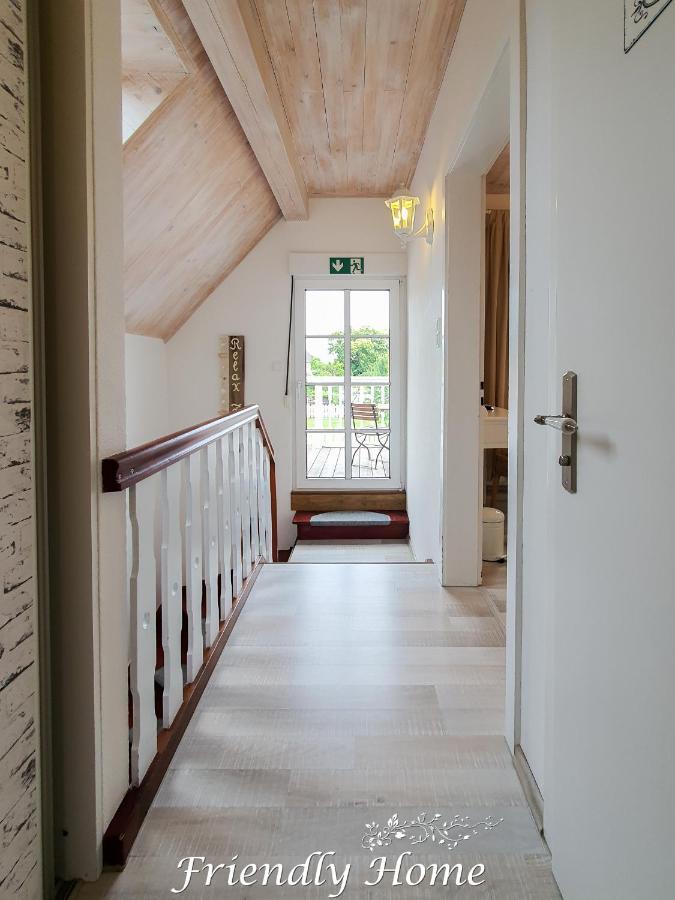 בורנהיים Friendly Home - "Gemuetliches Backsteinhaus" Koeln Bonn Phantasialand מראה חיצוני תמונה