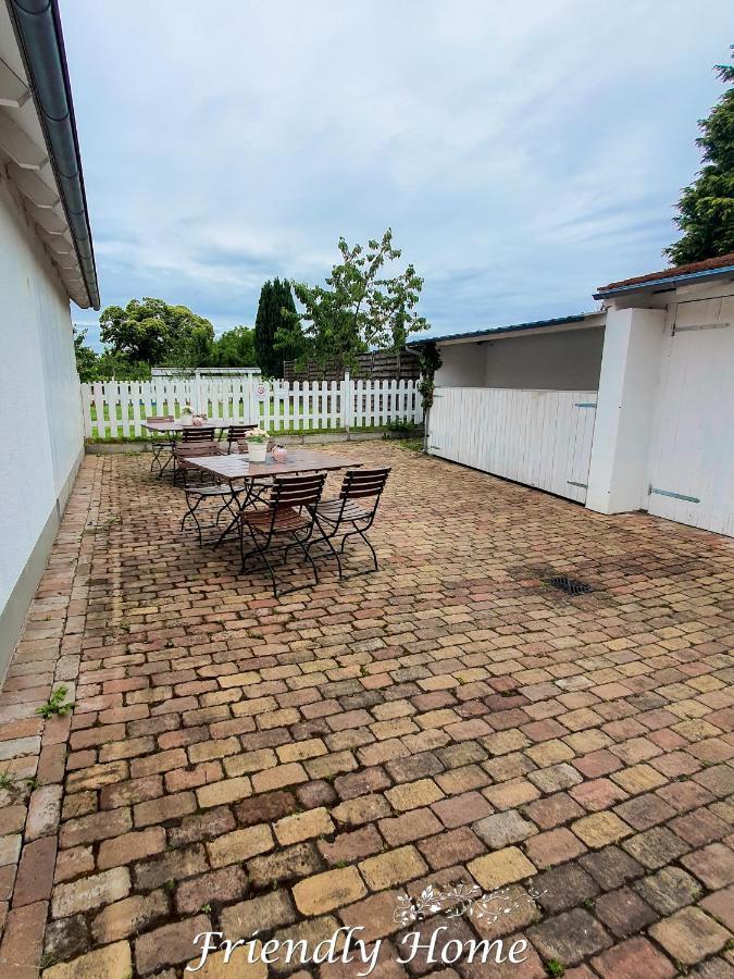 בורנהיים Friendly Home - "Gemuetliches Backsteinhaus" Koeln Bonn Phantasialand מראה חיצוני תמונה