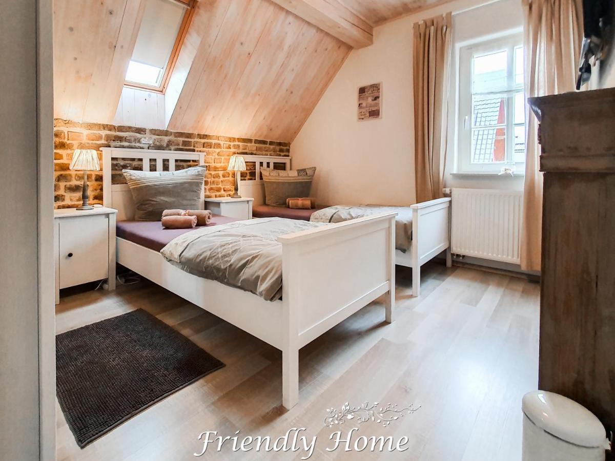 בורנהיים Friendly Home - "Gemuetliches Backsteinhaus" Koeln Bonn Phantasialand מראה חיצוני תמונה