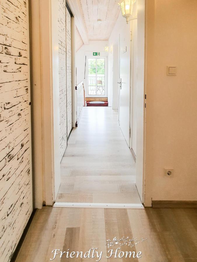 בורנהיים Friendly Home - "Gemuetliches Backsteinhaus" Koeln Bonn Phantasialand מראה חיצוני תמונה